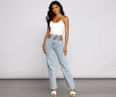 Jean boyfriend taille haute chic avec chaîne à la taille